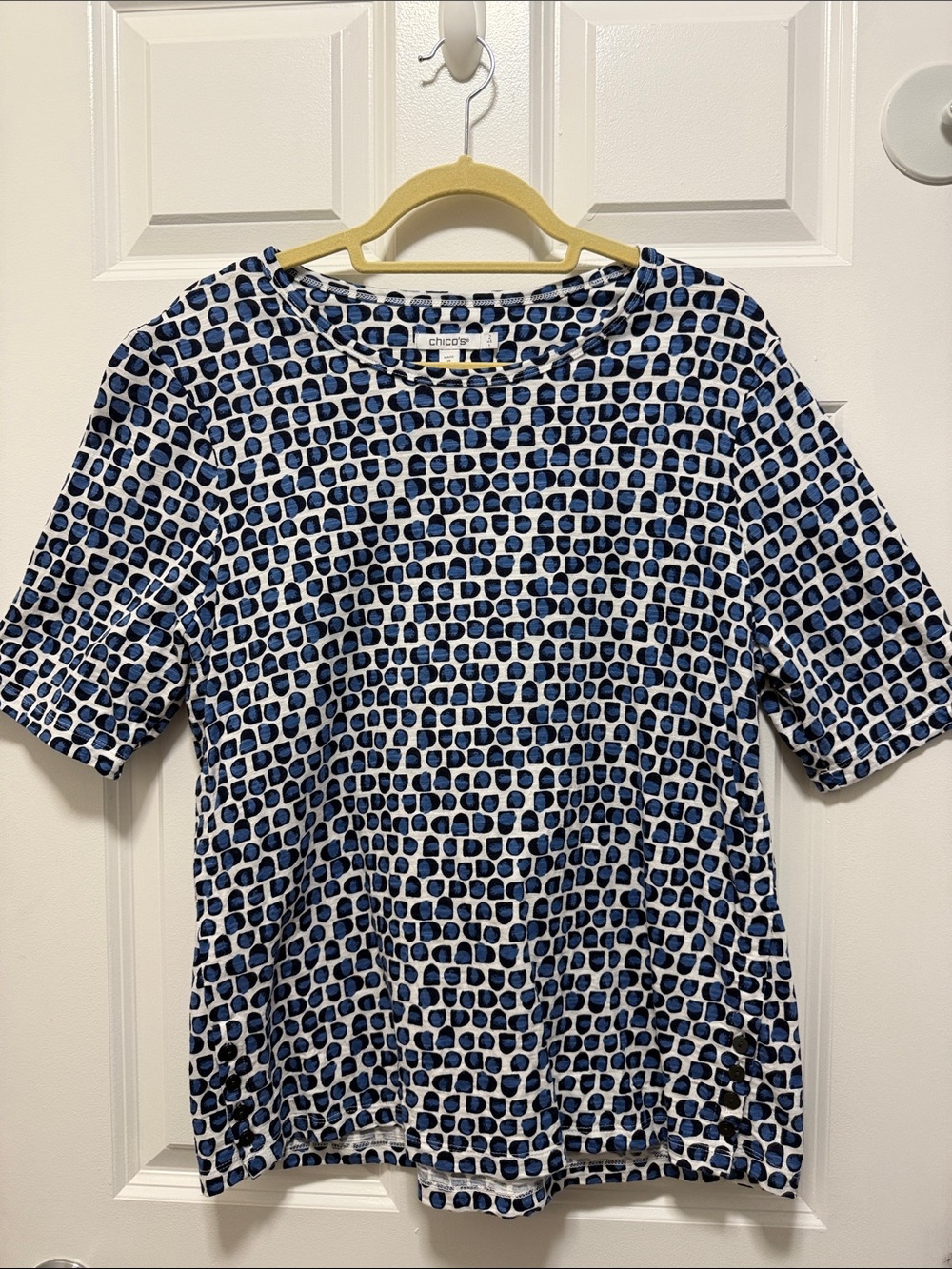 Chico's Navy and White Geo Dot Short Sleeve Top